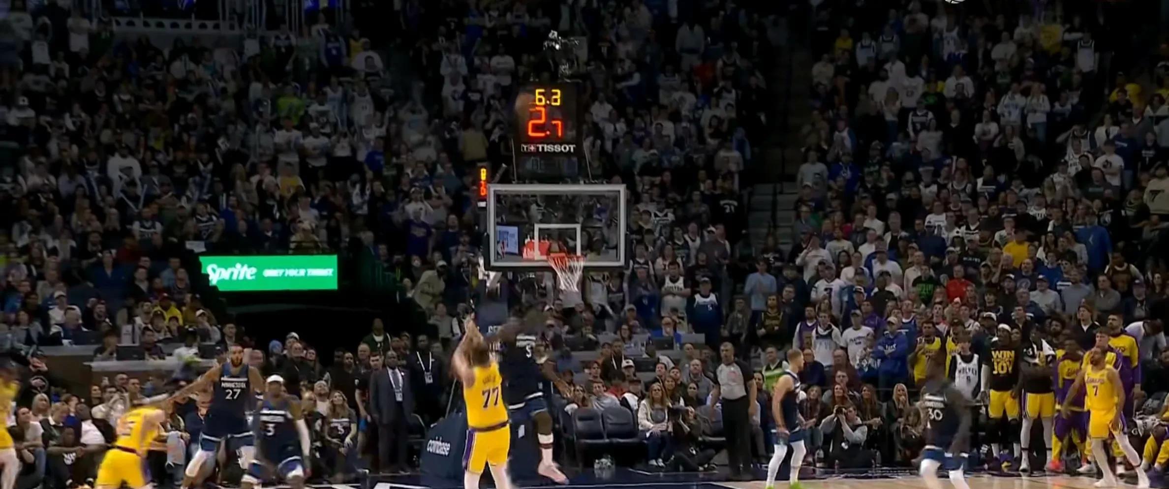  东契奇迎来十赛季高光表现，热火球迷沸腾！